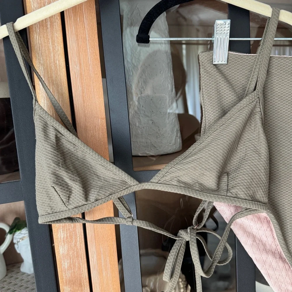High-Waisted Bikini Set in Olive and Pink - Picture 6 of 11